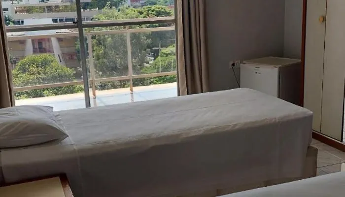 Happy Hotel Garvey Park Brasília