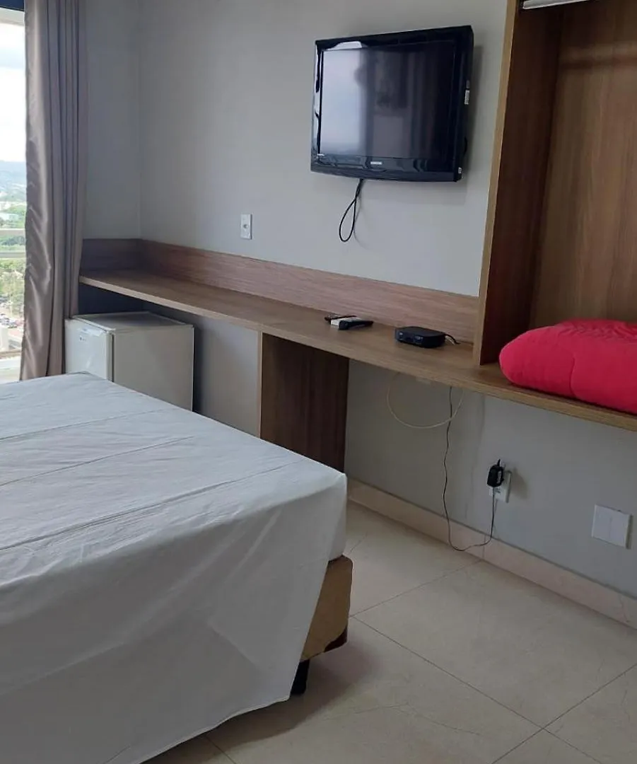 Happy Hotel Garvey Park Brasília 3*,